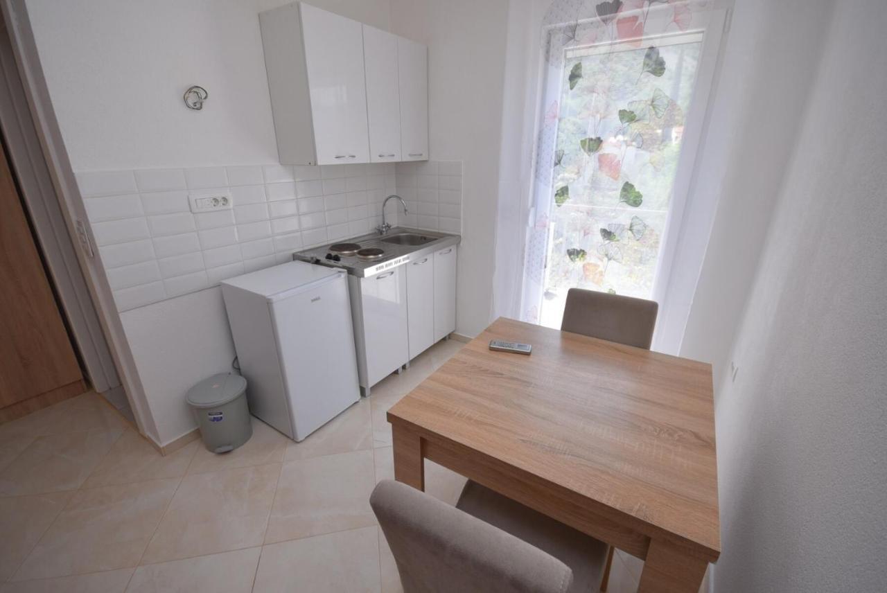 Subotic S Apartmani Risan Bagian luar foto